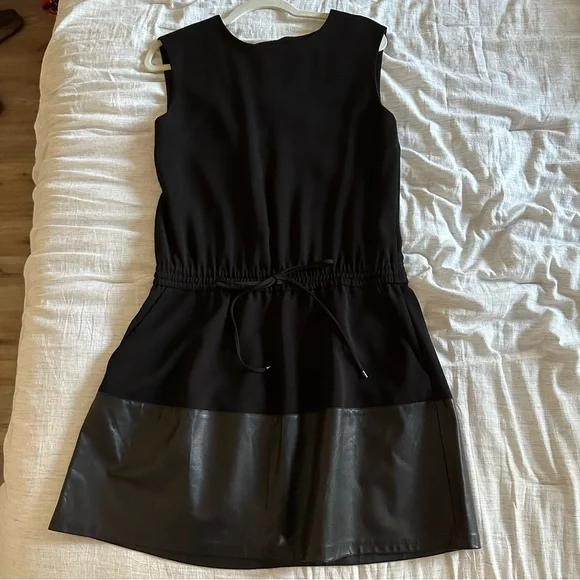 Vince | Dresses | Euc Vince Mini Dress With Leather Trim | Poshmark